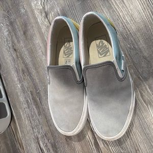 Vans slip on
